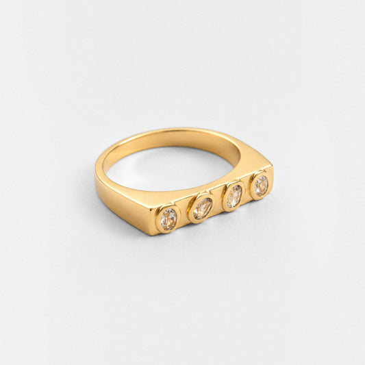 Ring Quatre