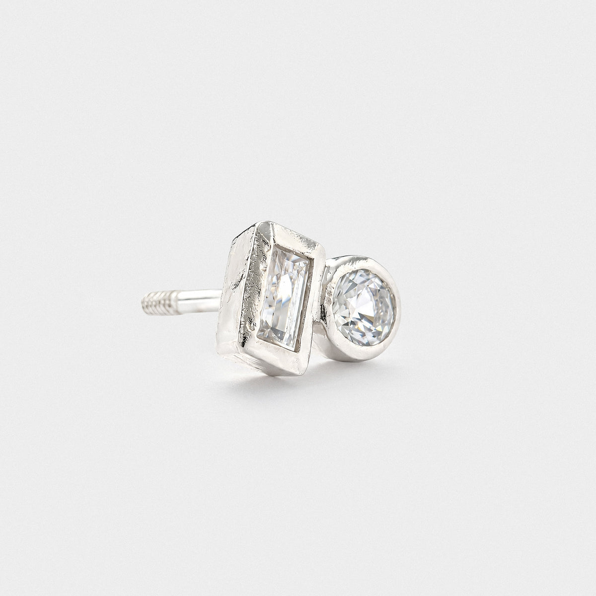 Elara Stud