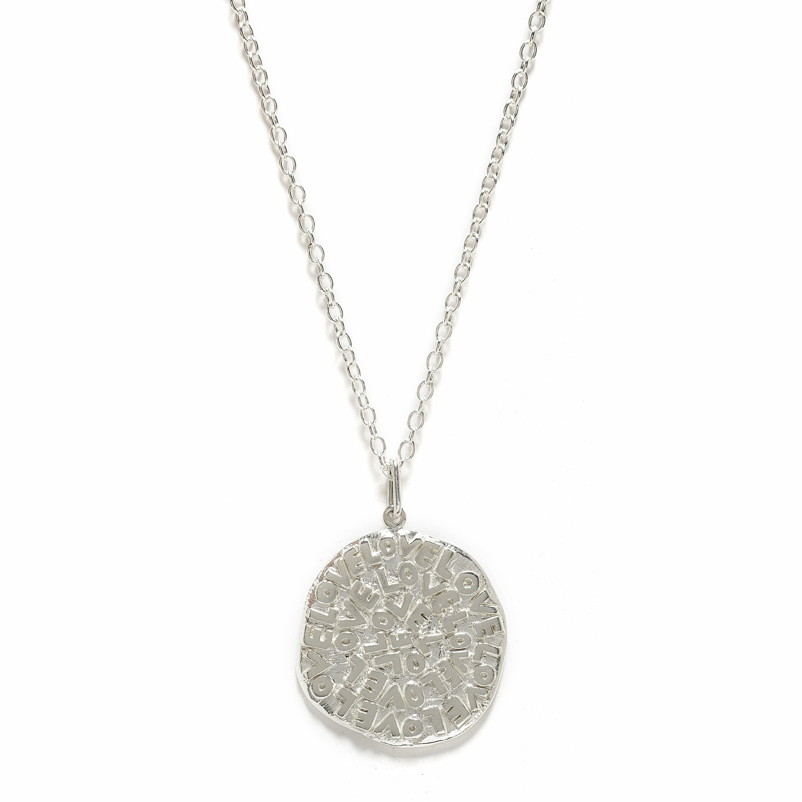 Bisous Necklace