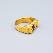 Load image into Gallery viewer, Wonky Love Ring - Gold
